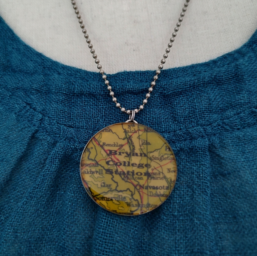 Bryan College Station Texas A&M Road Map Circle Necklace Bead Ball Chain